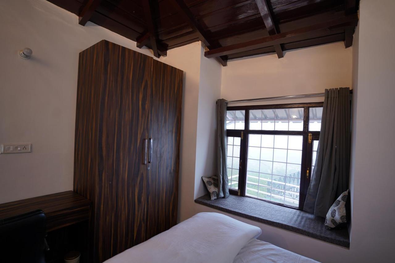 Himalayanblues Cottages&Stays Муктесвар Екстериор снимка