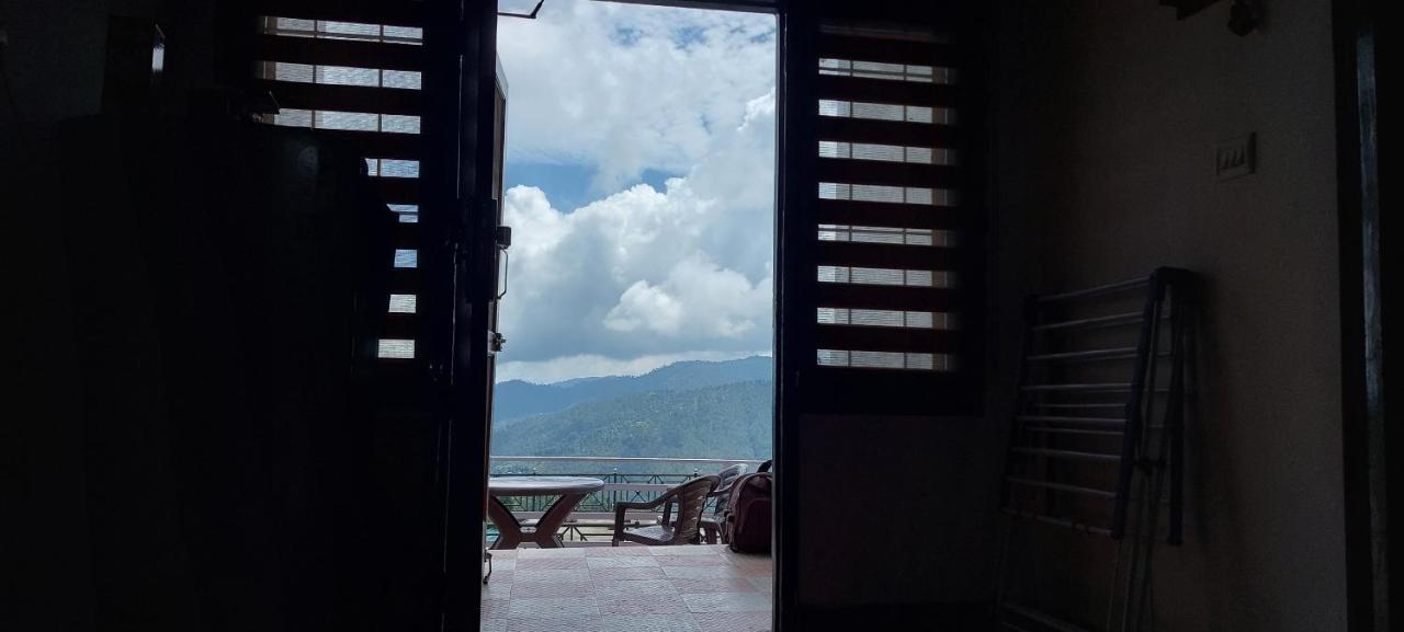 Himalayanblues Cottages&Stays Муктесвар Екстериор снимка